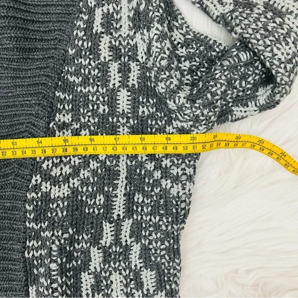 NWT! Talbots Mid Length Wool Blend Chunky Knit Geometric Gray Metallic Thread - Picture 8 of 12